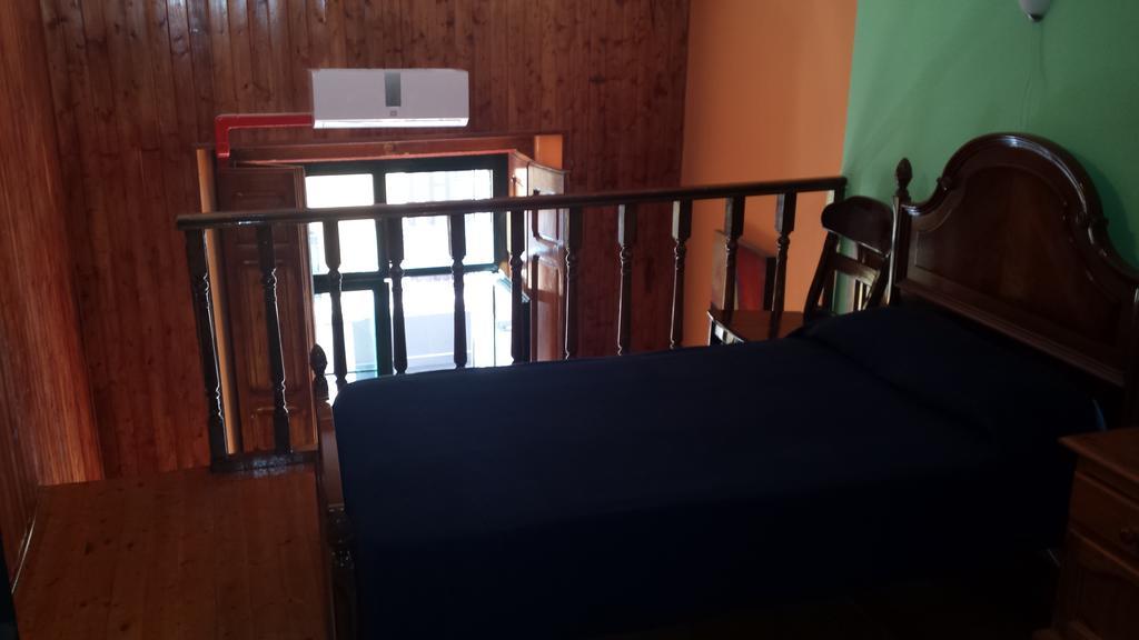Hostal Rico Мадрид Екстер'єр фото