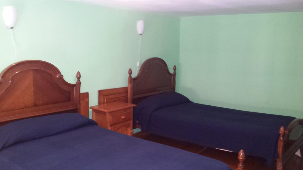 Hostal Rico Мадрид Екстер'єр фото