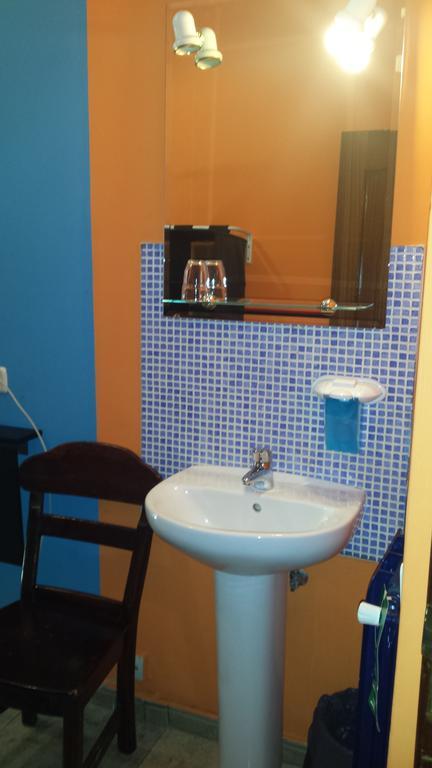 Hostal Rico Мадрид Екстер'єр фото